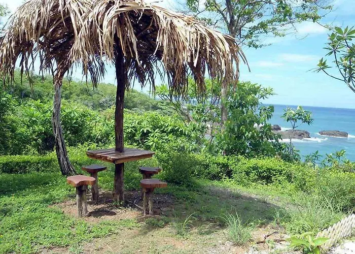 Treetops Bed and breakfast San Juanillo