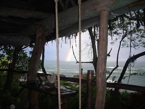 Treetops Bed and breakfast San Juanillo